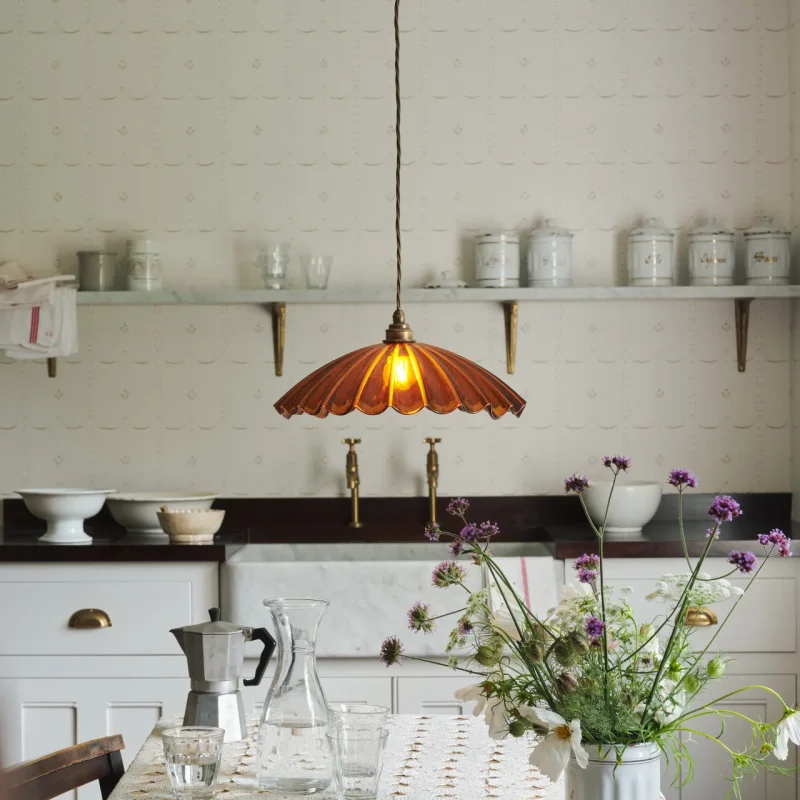 DeVOL Frilly Amber Light